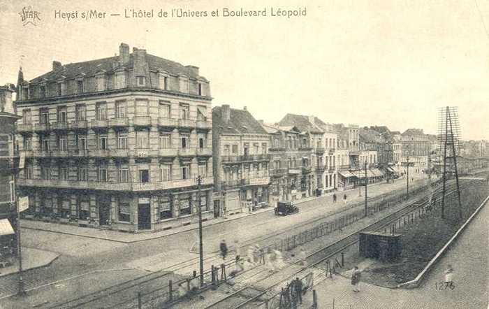 Heyst s/Mer - L'Hôtel de l'Univers et Boulevard Léopold