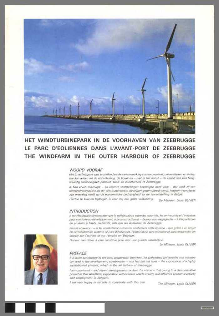 Het windturbinepark in de voorhaven van Zeebrugge