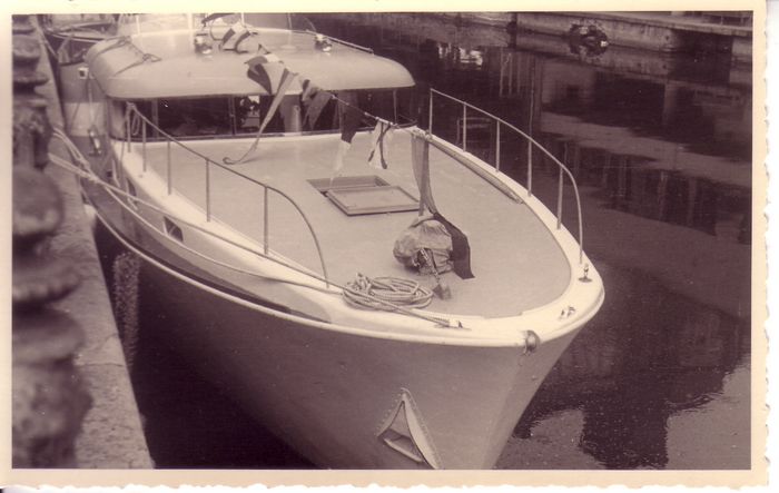 Yacht