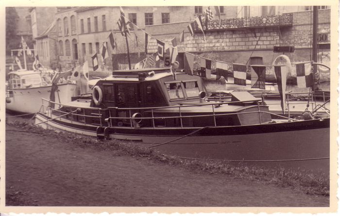 Yacht