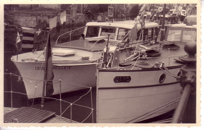 Yacht
