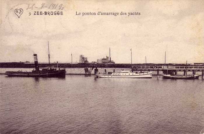 Zee-Brugge - Le ponton d'ammarage des yachts