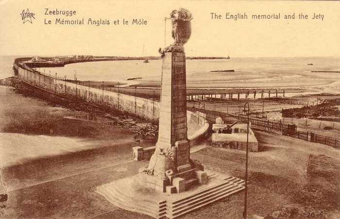 Zeebrugge - Le Mémorial Anglais et le Môle.