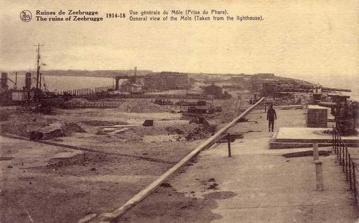 Ruines de Zeebrugge 1914-18 - Vue générale du Môle (Prise du Phare)