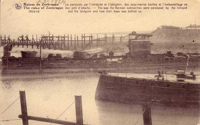 Ruines de Zeebrugge 1914-18 - La paralysie, par l'Intrépide et l'Iphigénir, des sous-marins boches et l'embouteillage de leur port d'attache