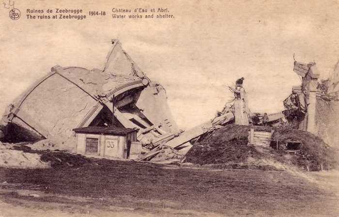Ruines de Zeebrugge 1914-18 - Château d'Eau et Abri