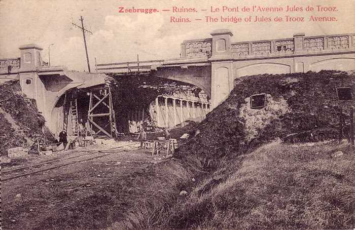 Zeebrugge - Ruines - Le Pont de l'Avenne Jules de Trooz