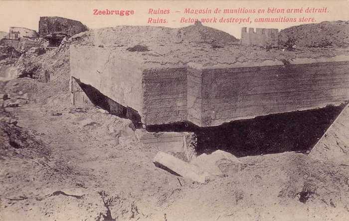 Zeebrugge - Ruines - Magasin de munitions en béton armé détruit
