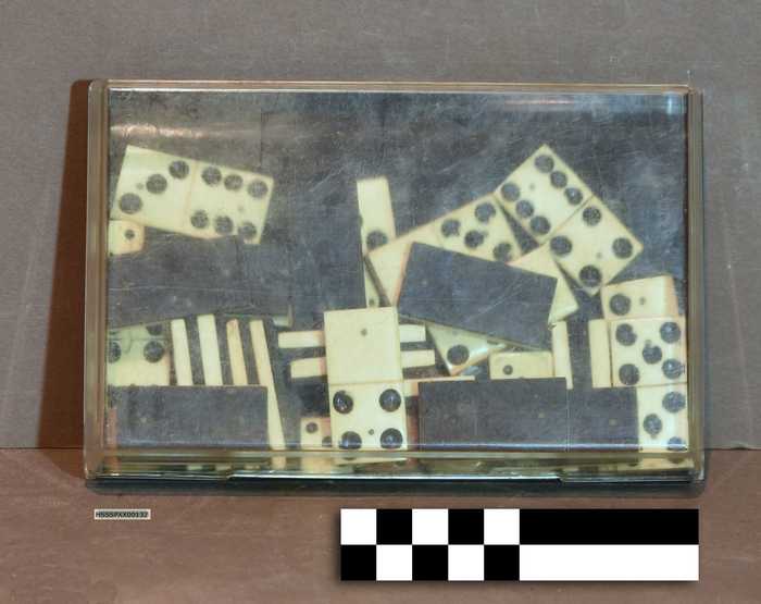 Domino (spel)