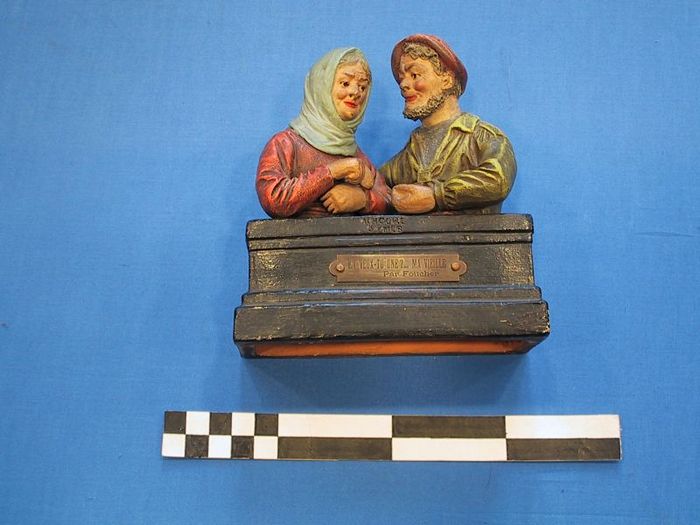 Terracotta beeldje