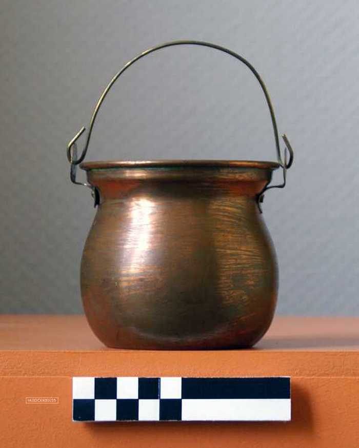 Koperen bloempotje