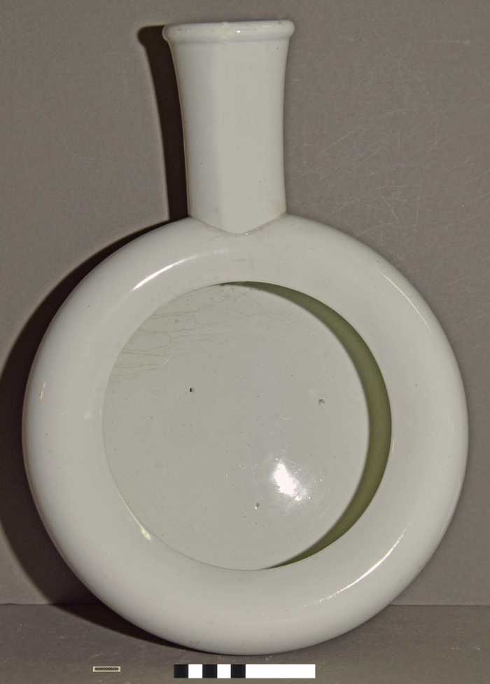 Porseleinen bedpan