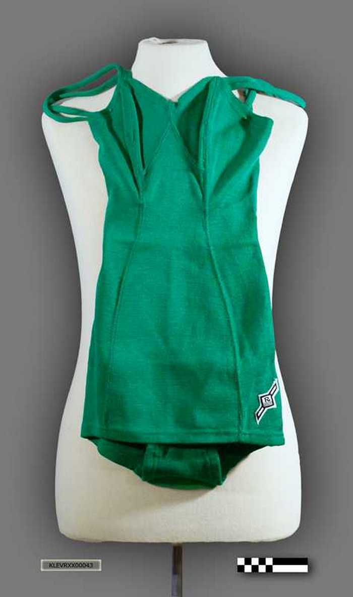 Groen badpak in wol