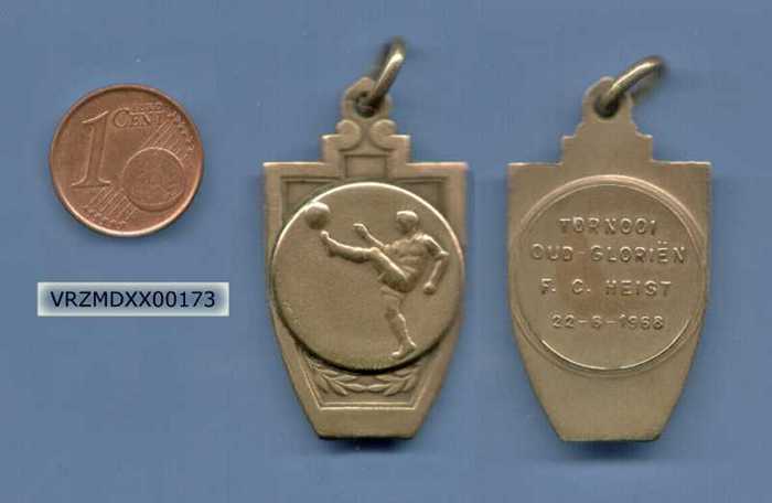Medaille `Tornooi Oud-Gloriën F.C. Heist 22-6-1968.
