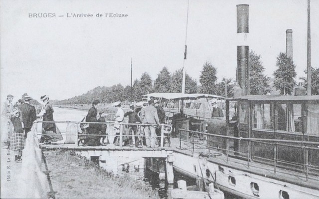 1900 3