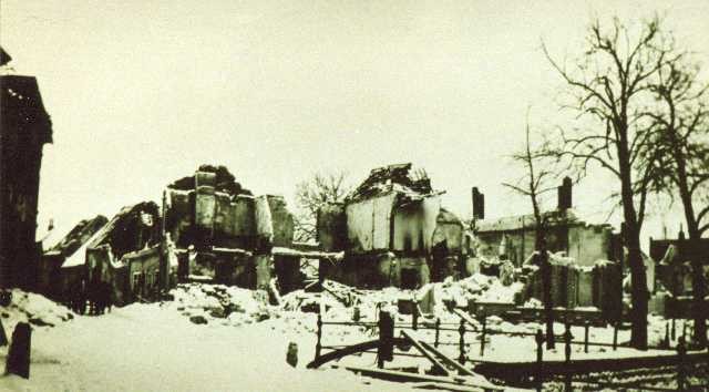 1944 4